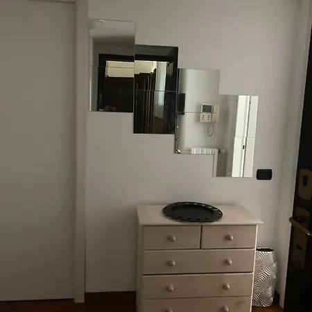 Apartment La Casa Dell'isola Milan